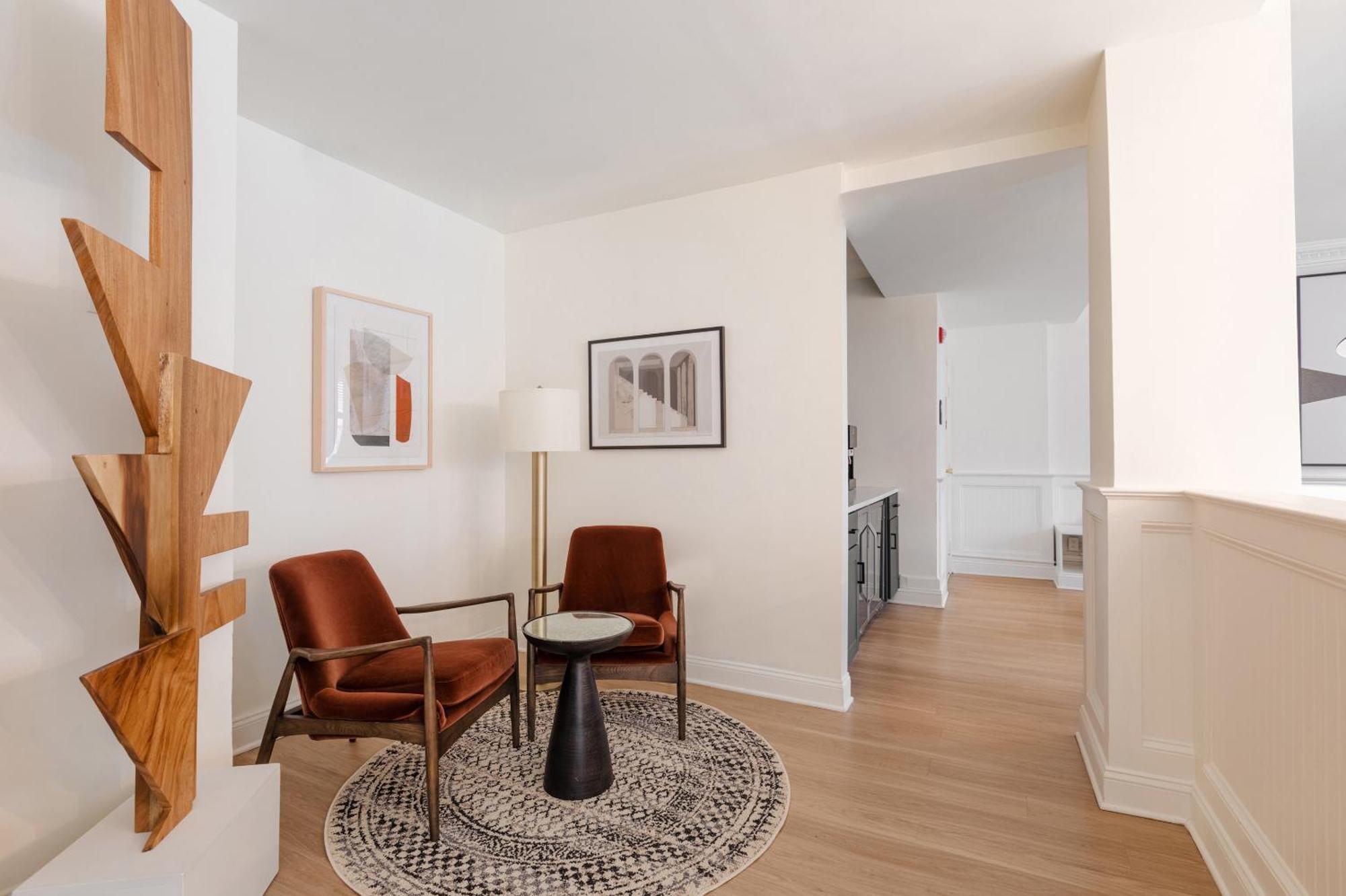 Dupont Circle Embassy Inn By Found ワシントン エクステリア 写真